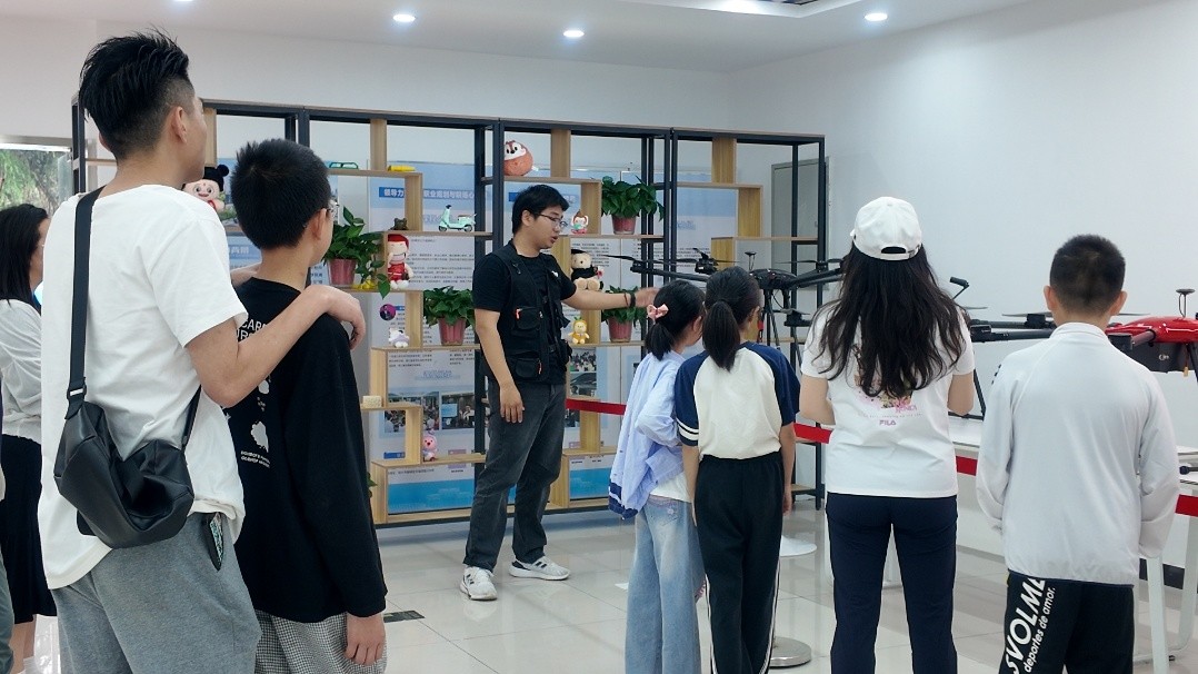 学院首期